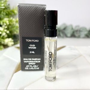 Tom Ford Oud Wood 2ml Sample